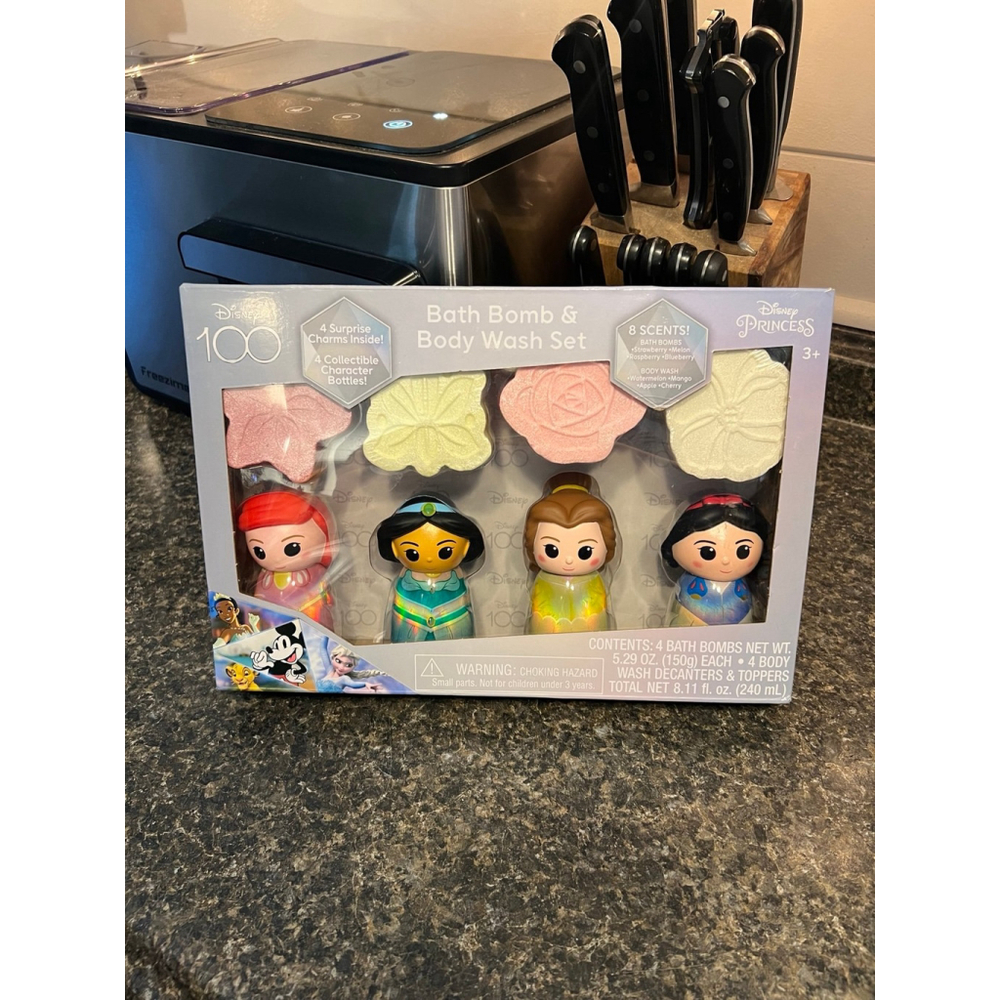 New Disney Princess 100th Anniversary Bath Bomb & Body Wash Set - Picture 6 of 6